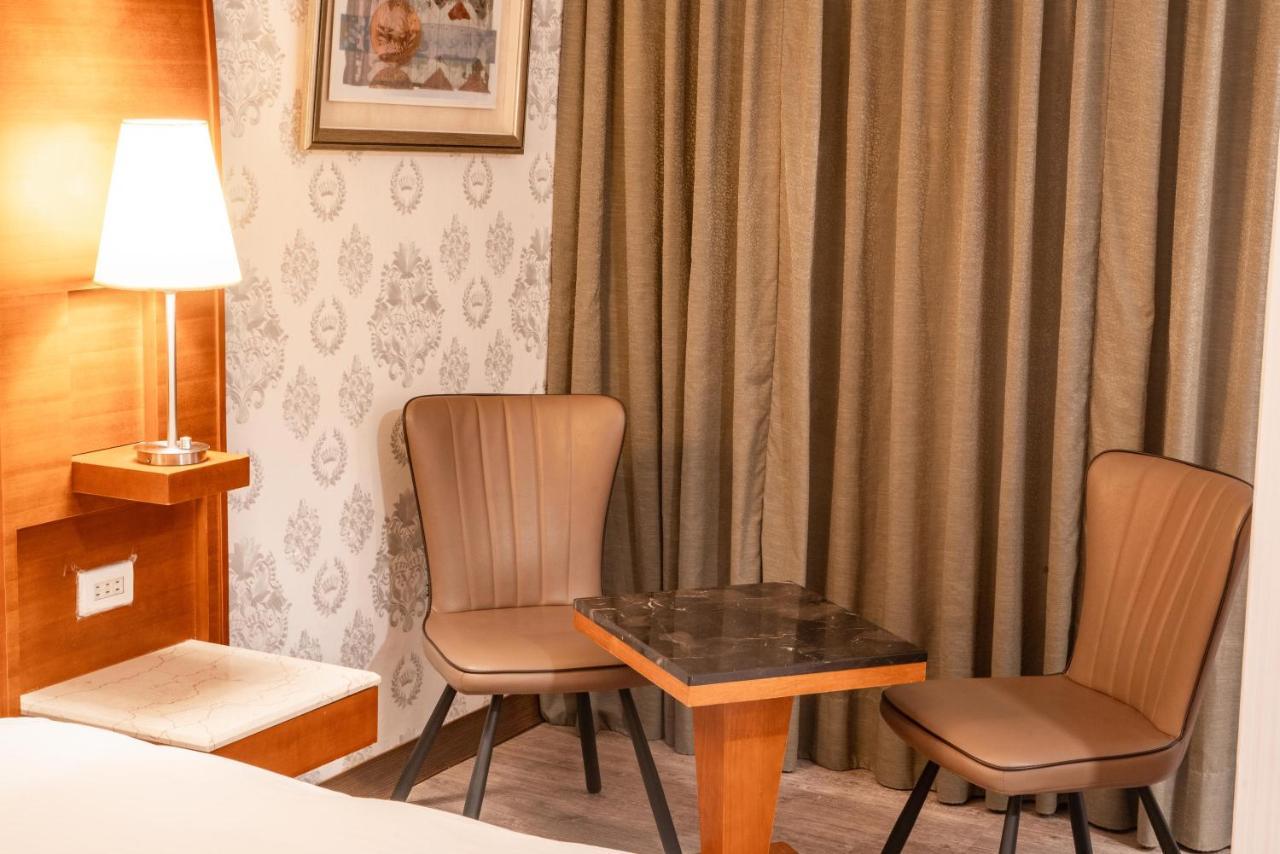 เอเลแกนซ์ โฮเต็ล Hotel ไทเป ภายนอก รูปภาพ