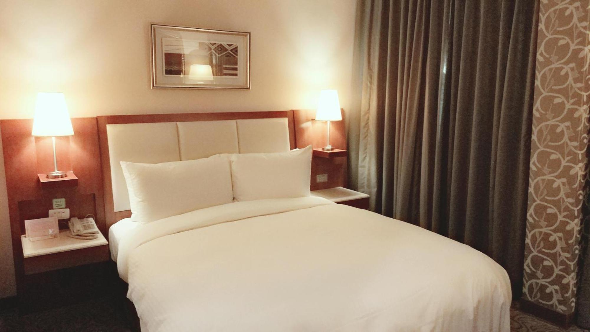 เอเลแกนซ์ โฮเต็ล Hotel ไทเป ภายนอก รูปภาพ