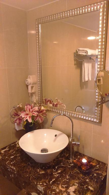 เอเลแกนซ์ โฮเต็ล Hotel ไทเป ภายนอก รูปภาพ