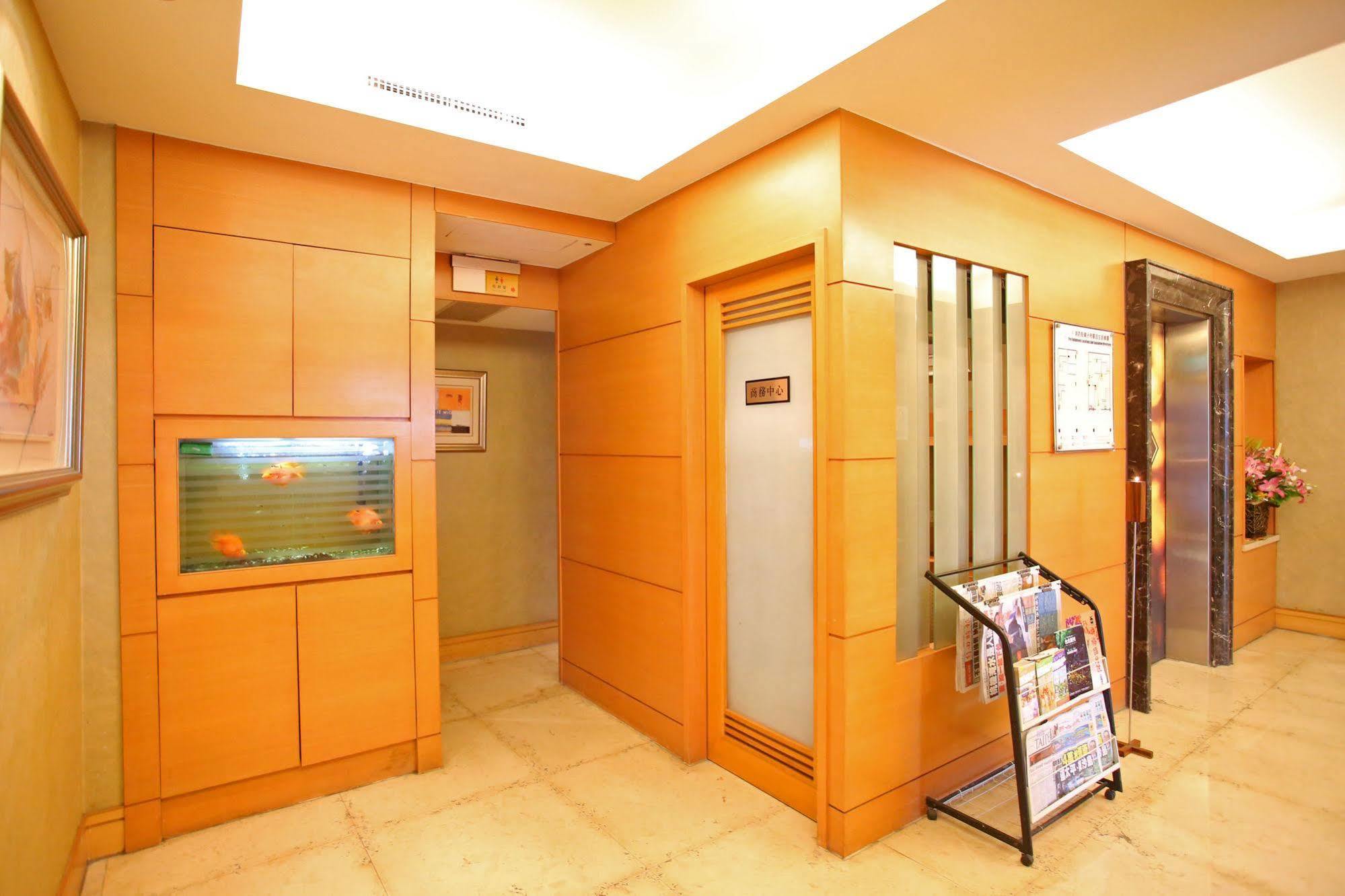 เอเลแกนซ์ โฮเต็ล Hotel ไทเป ภายนอก รูปภาพ